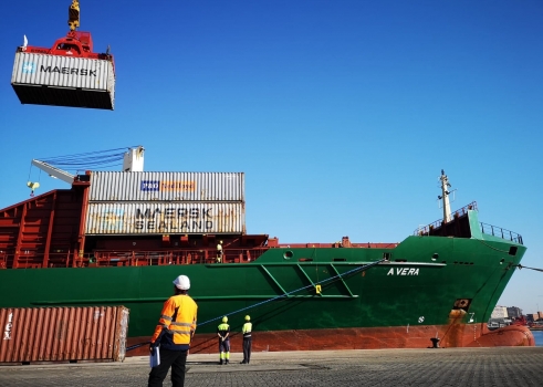 La CNMC inicia un estudio sobre la competencia en el sistema portuario español  