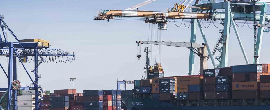 El tráfico de mercancías en los puertos de Valenciaport crece un 12,96% en marzo