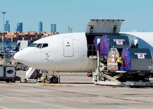 Los aeropuertos españoles registran el mejor mes de enero de su historia en carga aérea