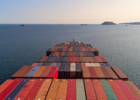 Los fletes entre China y la costa oeste de Estados Unidos crecen un 117% en el último mes