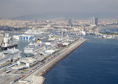 El tráfico en el Puerto de Barcelona cierra el primer trimestre con un aumento del 18,5%