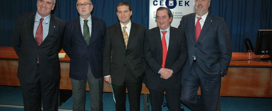 Juan María, CEO de Asthon Cargo Bilbao, reelegido presidente de ATEIA Bizkaia-OLT