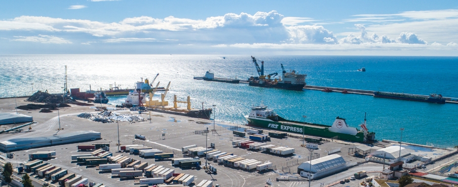 Los puertos españoles movieron 563,4 millones de toneladas en 2018, un 3,3% más