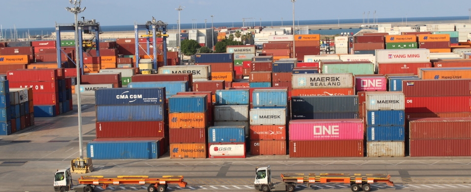 El tráfico de mercancías en los puertos españoles desciende un 3,6% hasta mayo